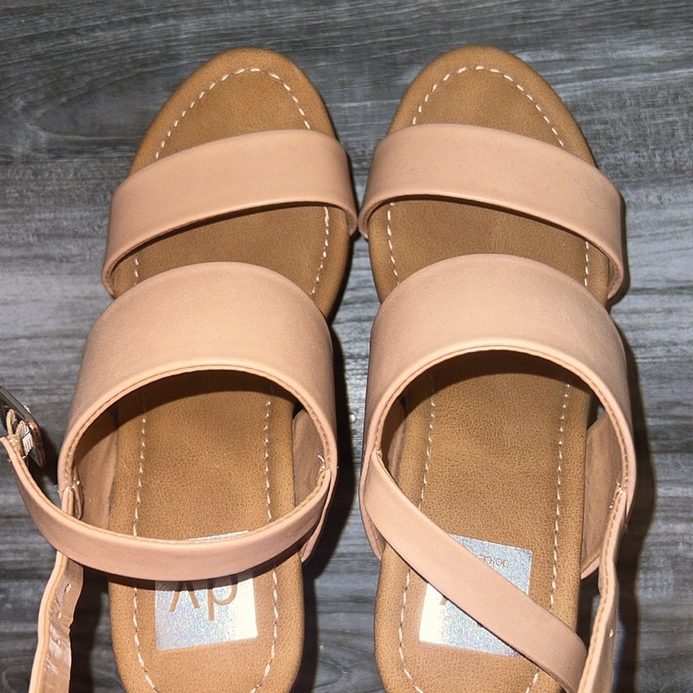 Snake print heels - Picture 2 of 3